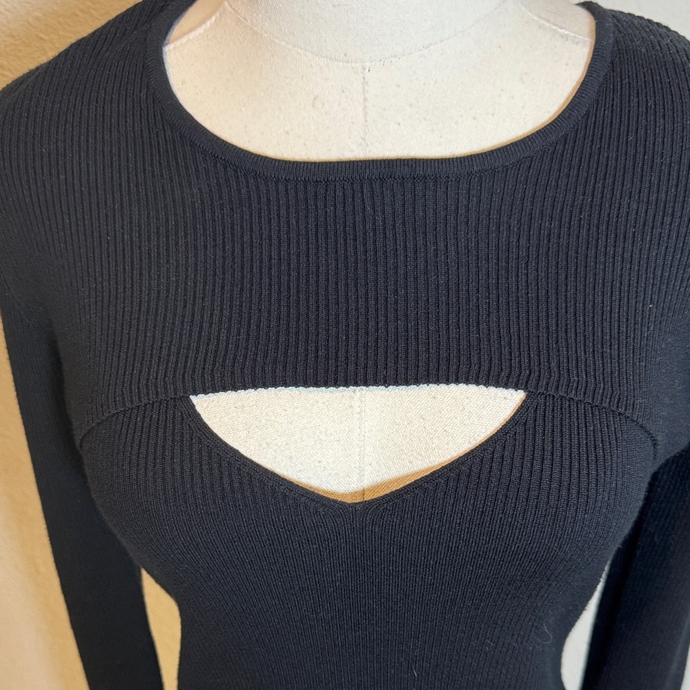 Petal & Pup Black Cutout Rib Knit Long Sleeve Top size Large - Picture 4 of 13